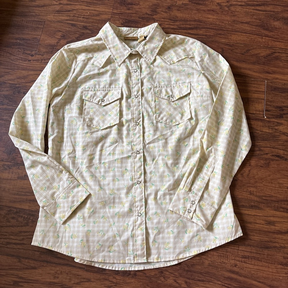 Wrangler Blues, Cowgirl Pearl Snap Western Shirt Yellow floral Sz Large